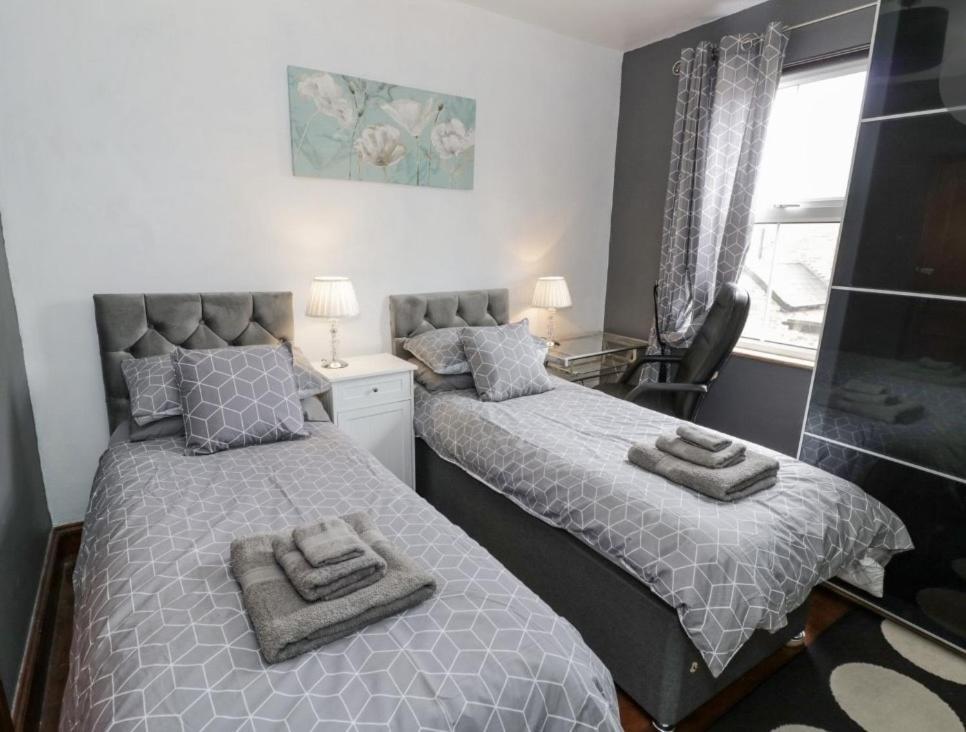 Lovely Comfortable 3 Bed Home, Worcester Eksteriør bilde